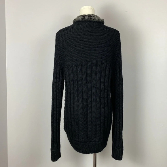 🌸Calvin Klein Zip Front Sweater with faux fur collar size large - Picture 8 of 15